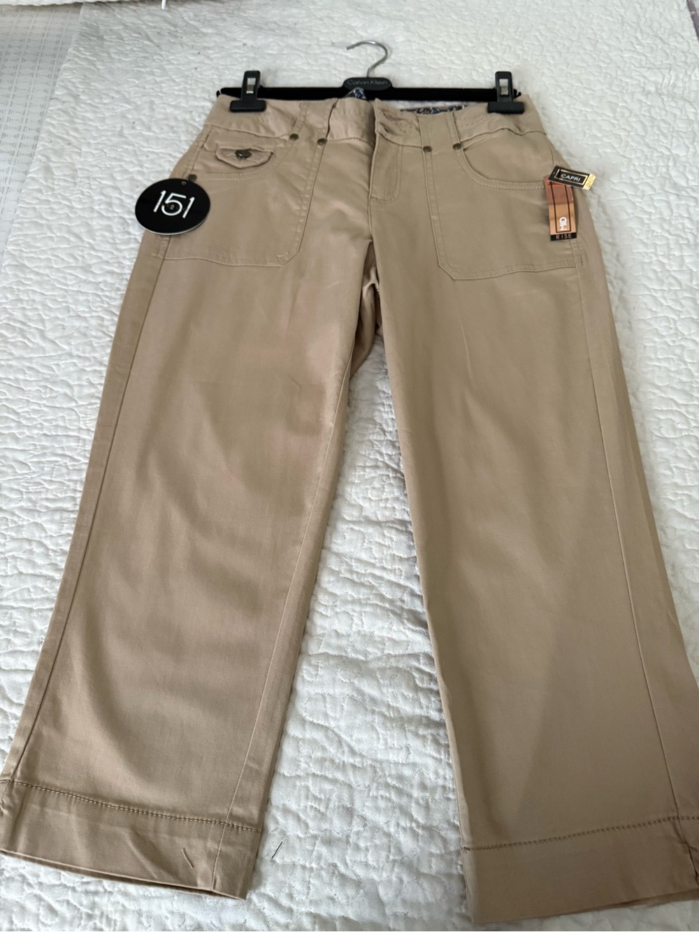 one 5 one Women's Khaki Wide-Leg Capris